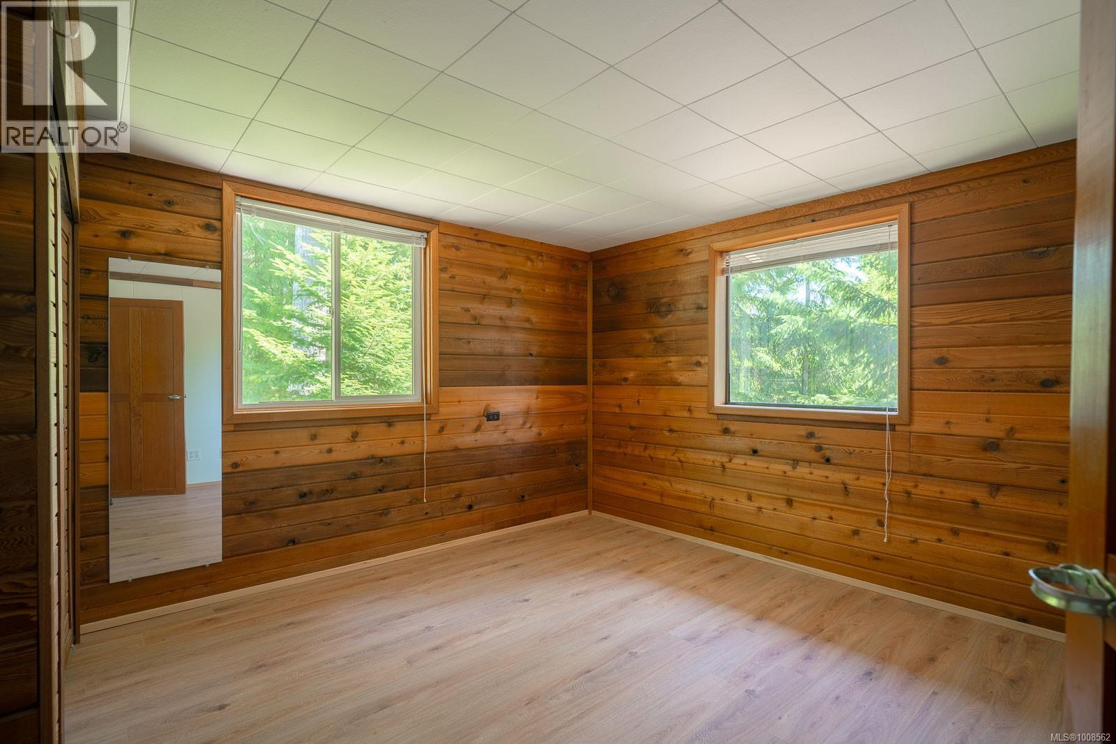 300&304 DEER Rd, Lake Cowichan