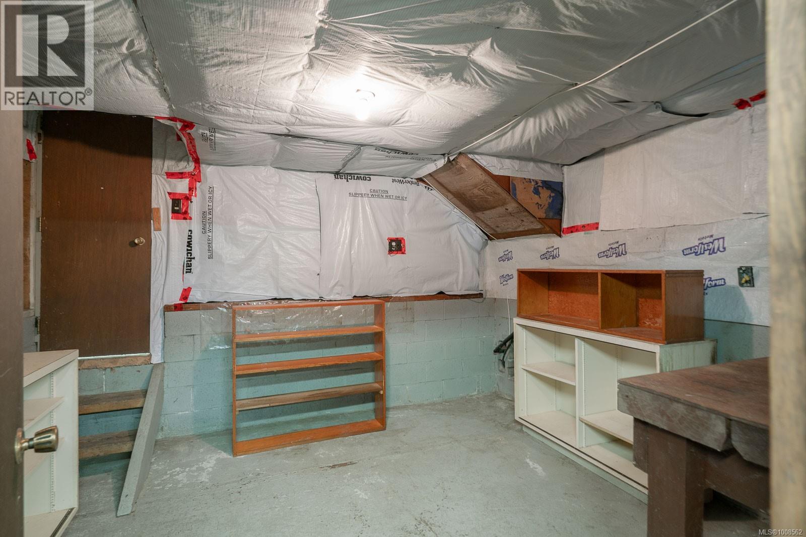 300&304 DEER Rd, Lake Cowichan