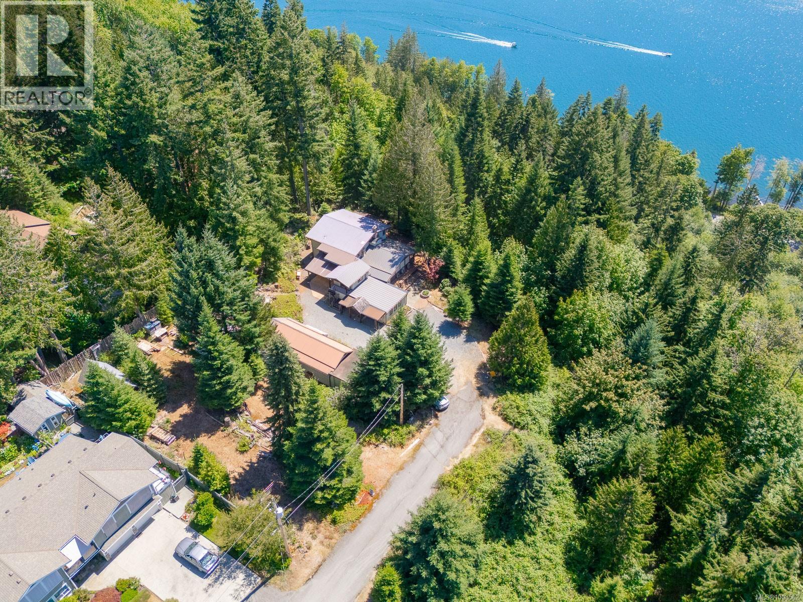 300&304 DEER Rd, Lake Cowichan