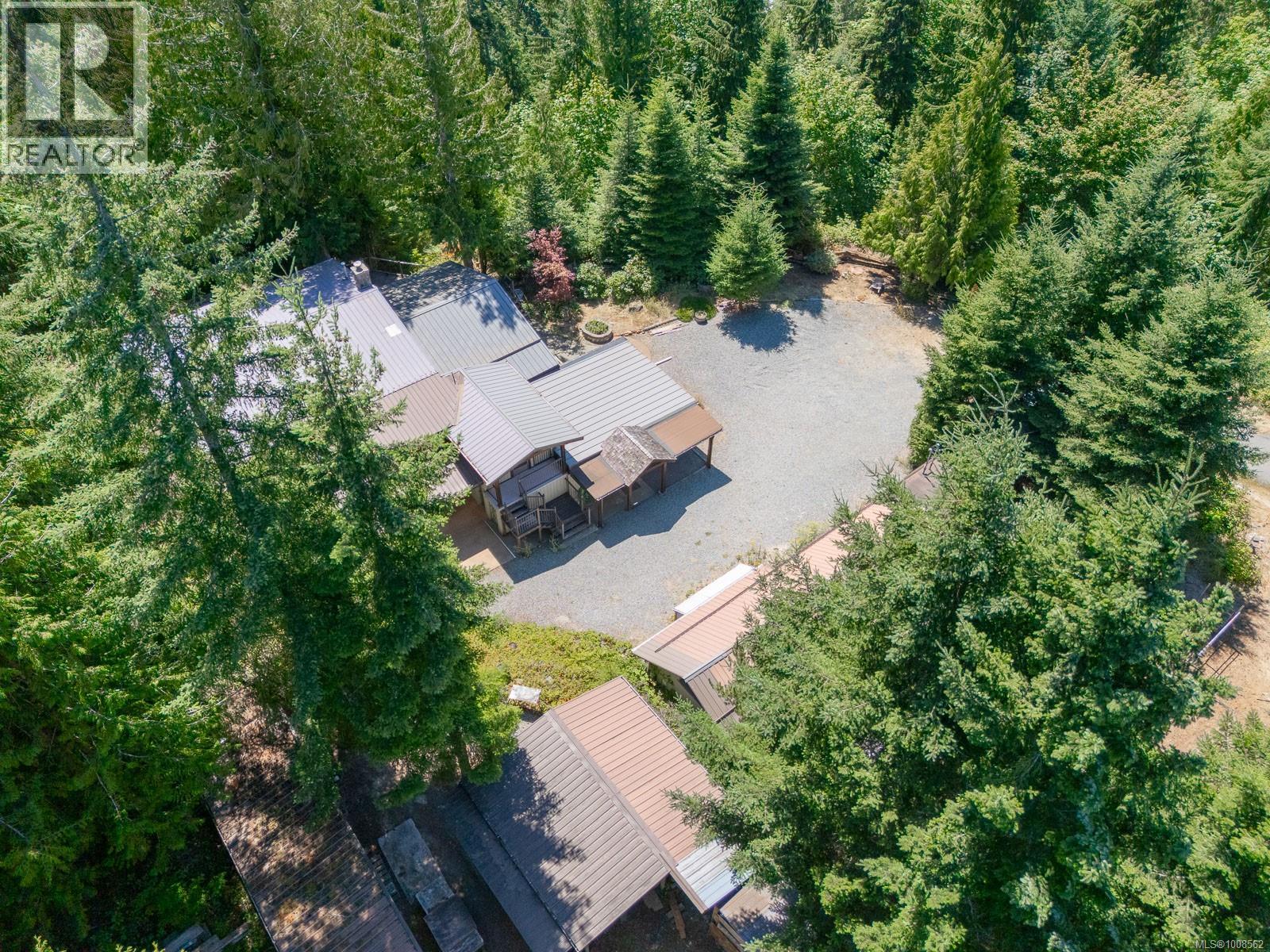 300&304 DEER Rd, Lake Cowichan