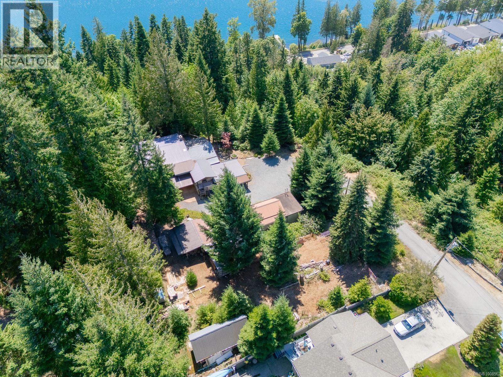 300&304 DEER Rd, Lake Cowichan