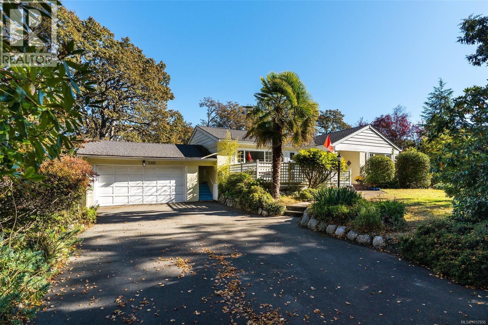  3315 Ripon Road, Oak Bay