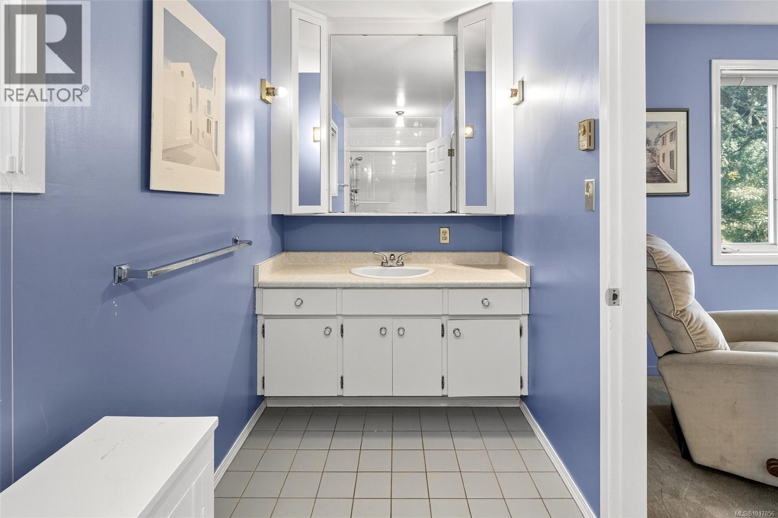  3315 Ripon Road, Oak Bay