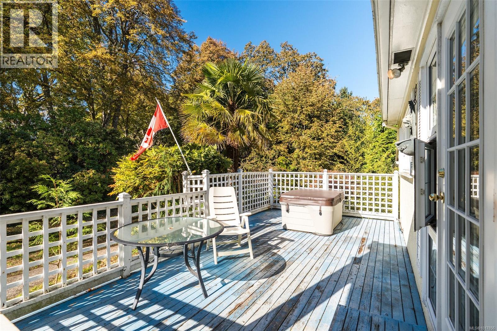  3315 Ripon Road, Oak Bay