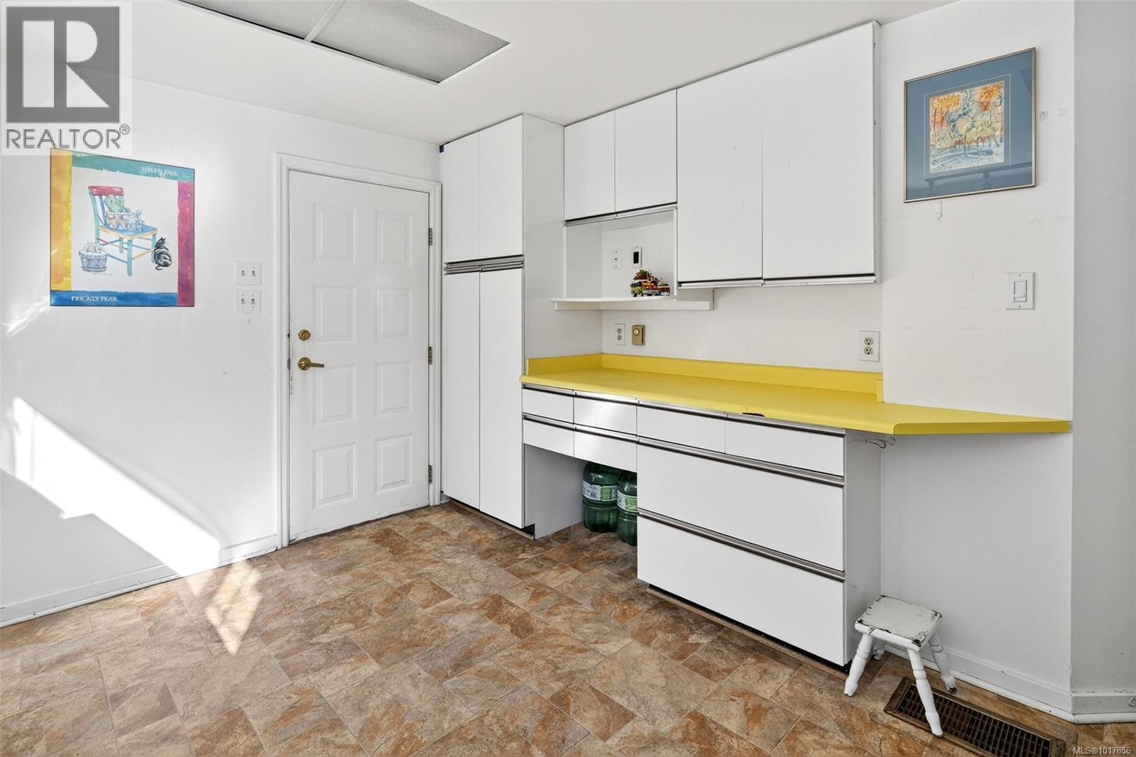  3315 Ripon Road, Oak Bay