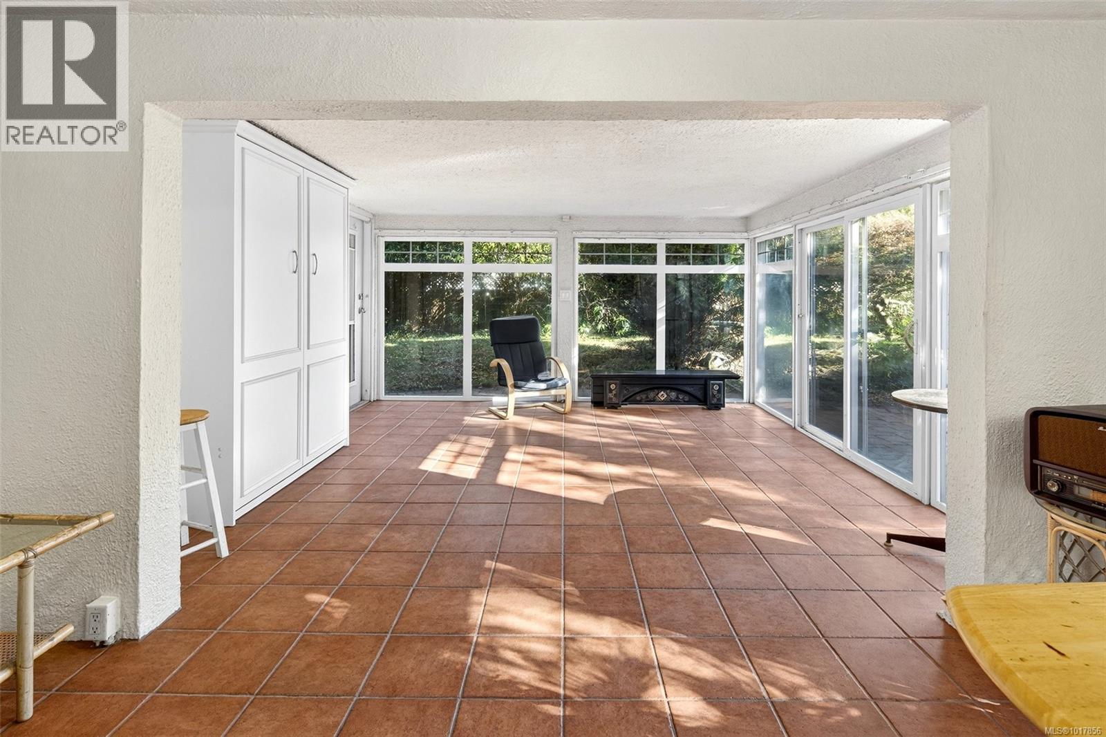  3315 Ripon Road, Oak Bay
