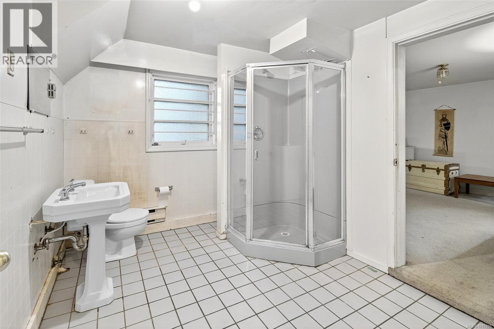  3315 Ripon Road, Oak Bay