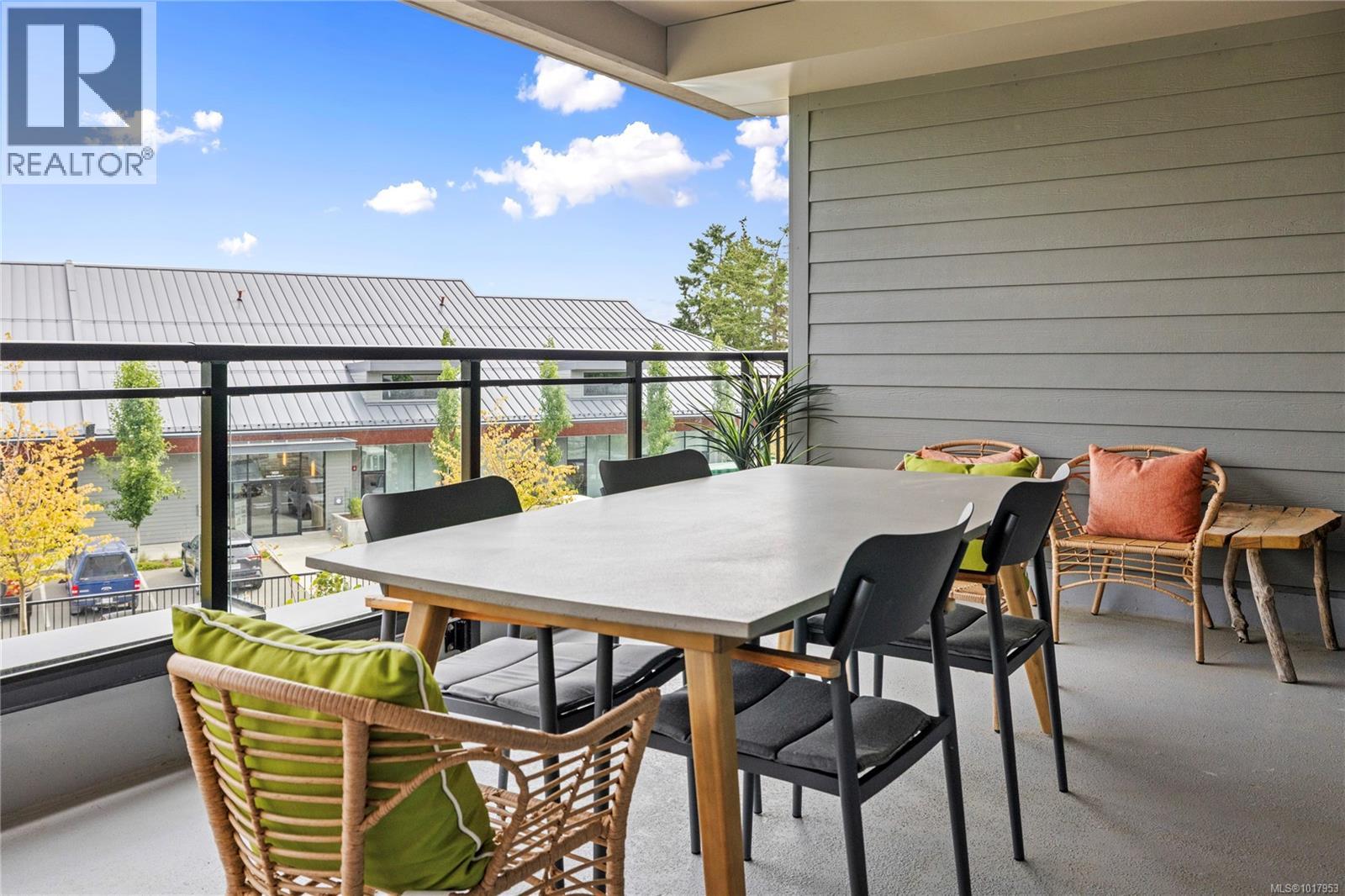 202 3529 Dolphin Dr, Nanoose Bay