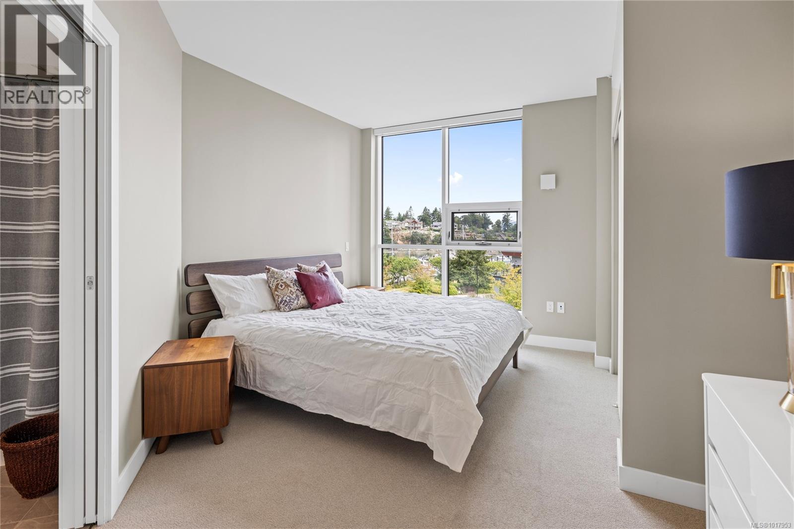 202 3529 Dolphin Dr, Nanoose Bay