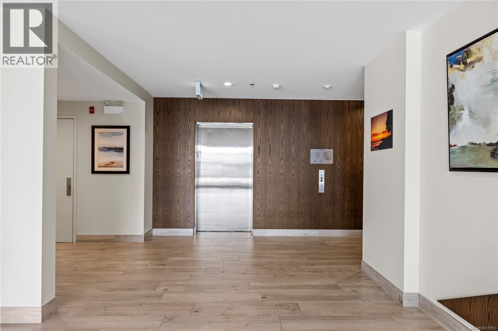 202 3529 Dolphin Dr, Nanoose Bay