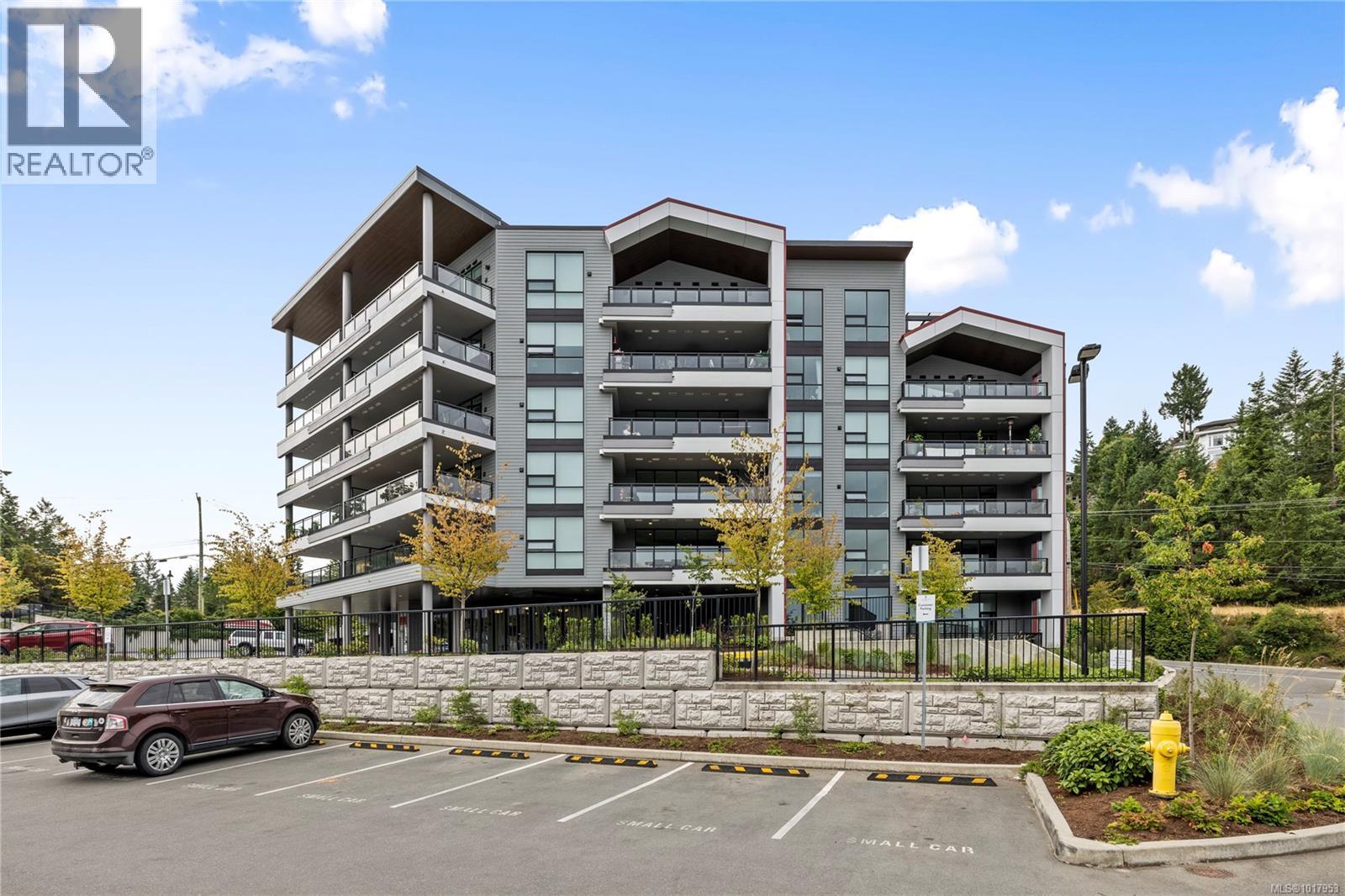 202 3529 Dolphin Dr, Nanoose Bay