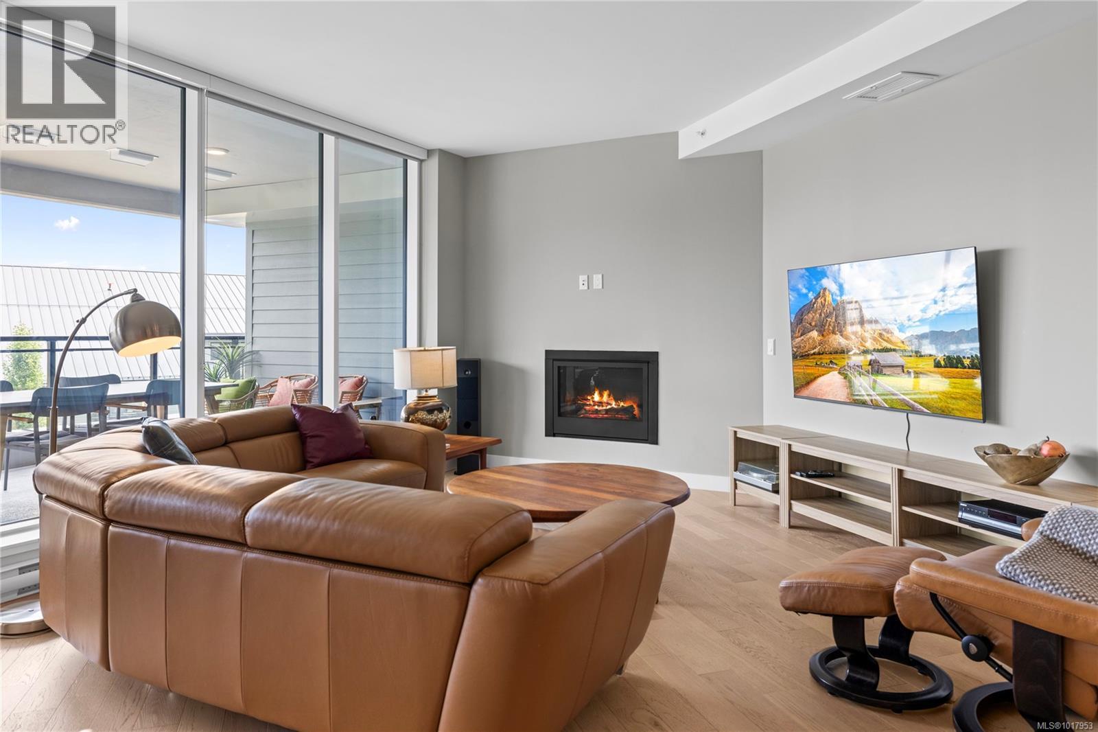 202 3529 Dolphin Dr, Nanoose Bay