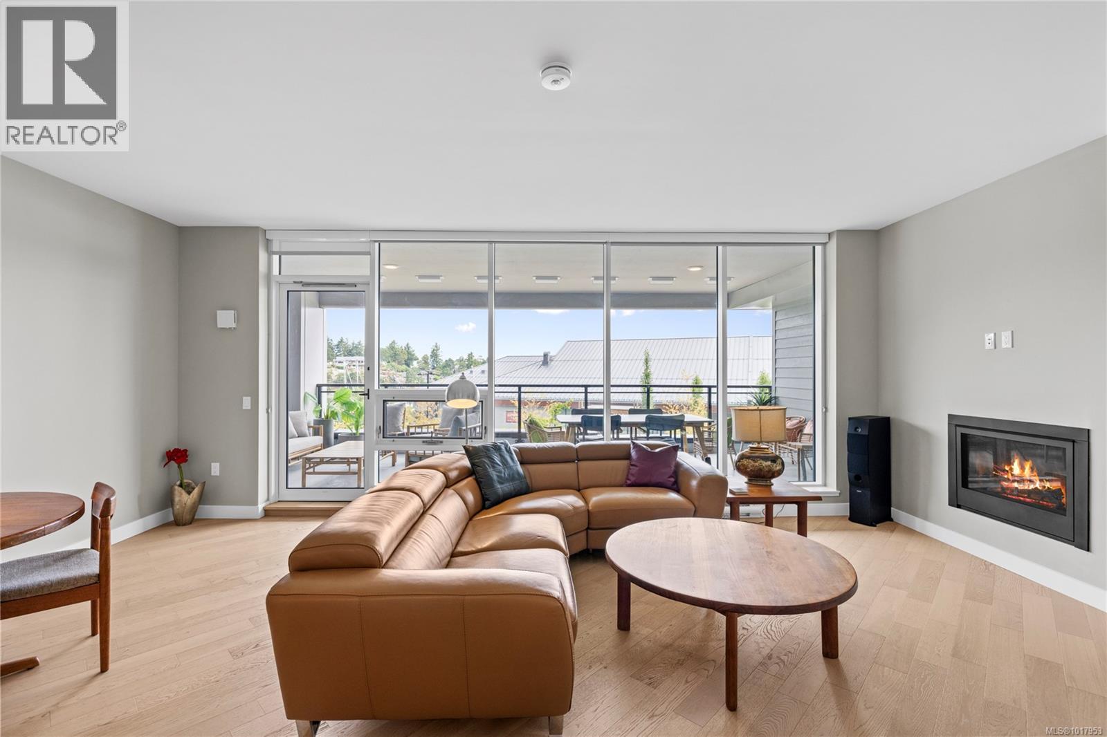 202 3529 Dolphin Dr, Nanoose Bay