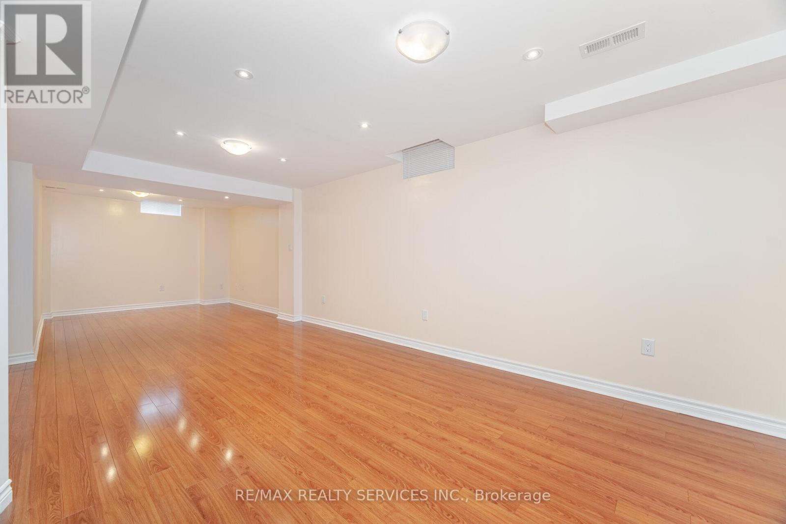 Single Family House for Sale in  IVY GLEN DRIVE Vaughan (Patterson) 