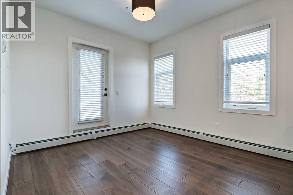 Single Family House for Sale in    Avenue SW Shaganappi Calgary 