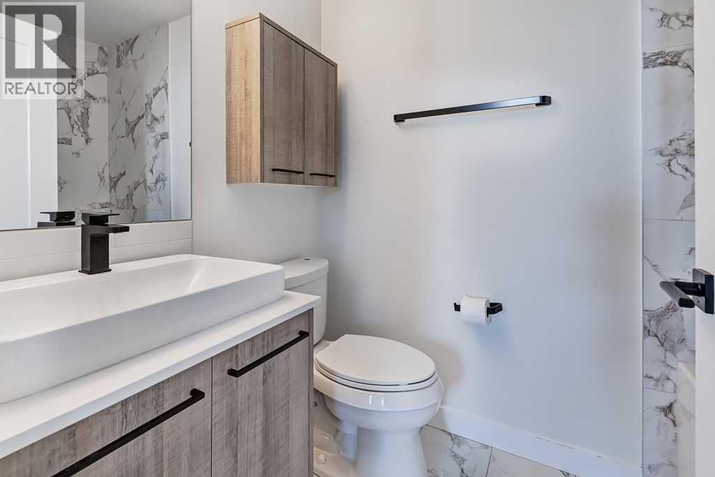 Single Family House for Sale in    Avenue SW Shaganappi Calgary 