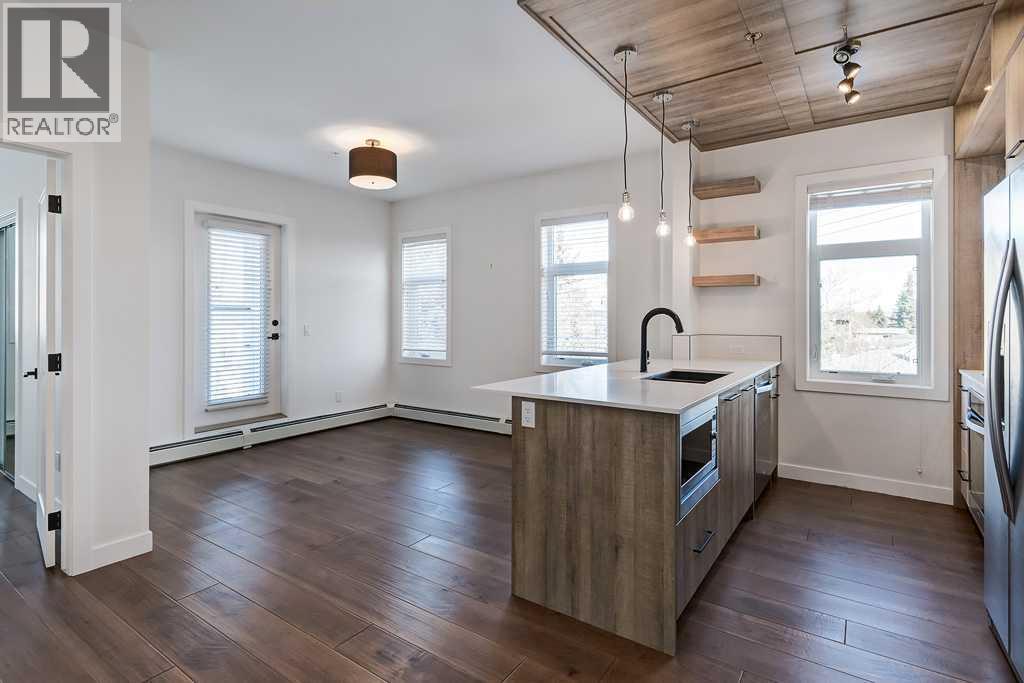 Single Family House for Sale in    Avenue SW Shaganappi Calgary 