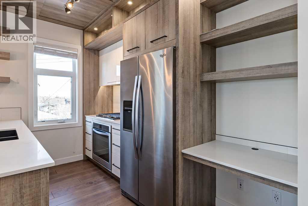 Single Family House for Sale in    Avenue SW Shaganappi Calgary 