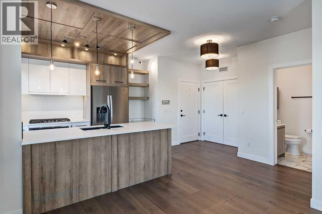 Single Family House for Sale in    Avenue SW Shaganappi Calgary 