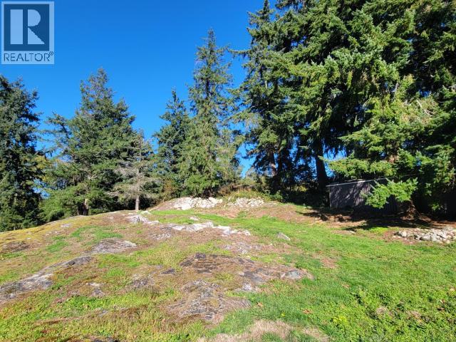 5875 FRASER STREET, Powell River