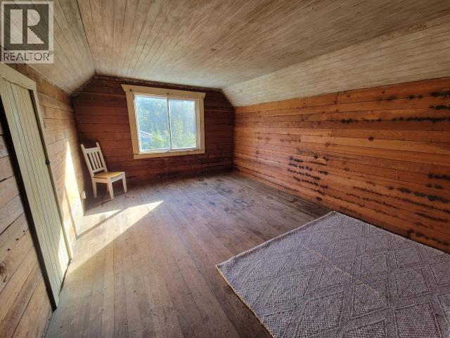 5875 FRASER STREET, Powell River