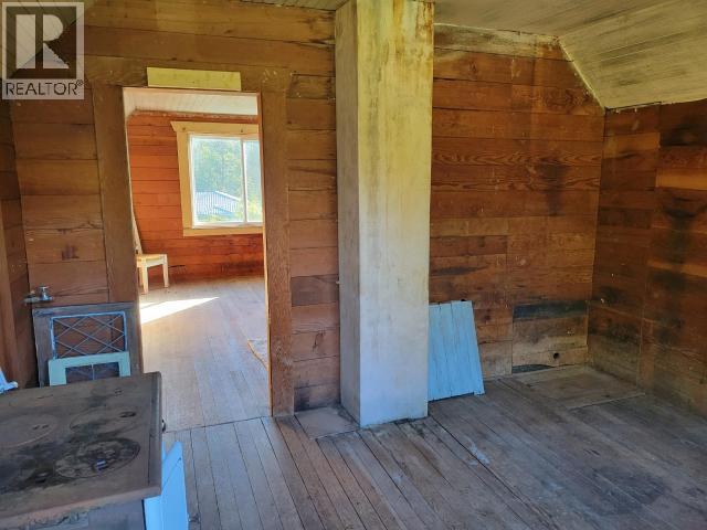 5875 FRASER STREET, Powell River