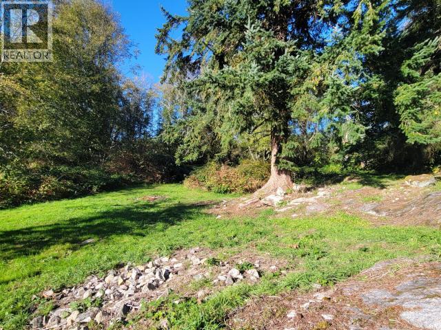 5875 FRASER STREET, Powell River