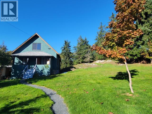 5875 FRASER STREET, Powell River