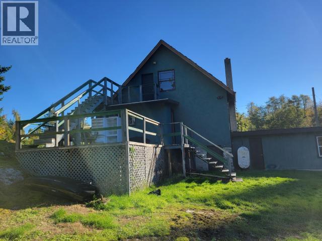 5875 FRASER STREET, Powell River