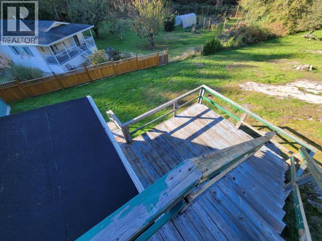 5875 FRASER STREET, Powell River