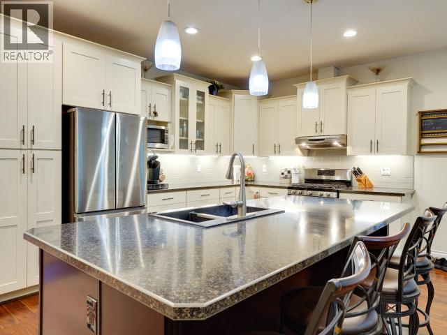3265 BUTLER RD, Powell River
