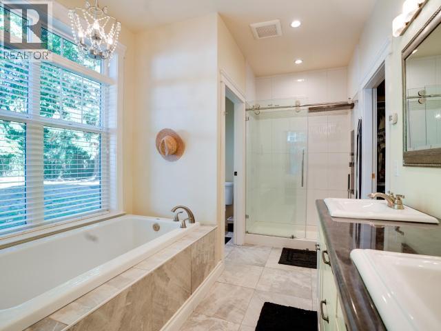 3265 BUTLER RD, Powell River