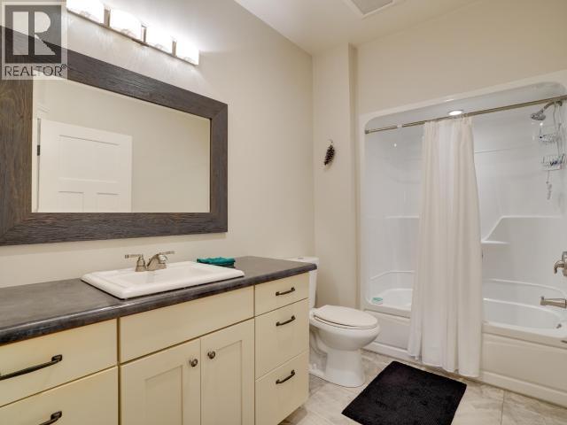 3265 BUTLER RD, Powell River