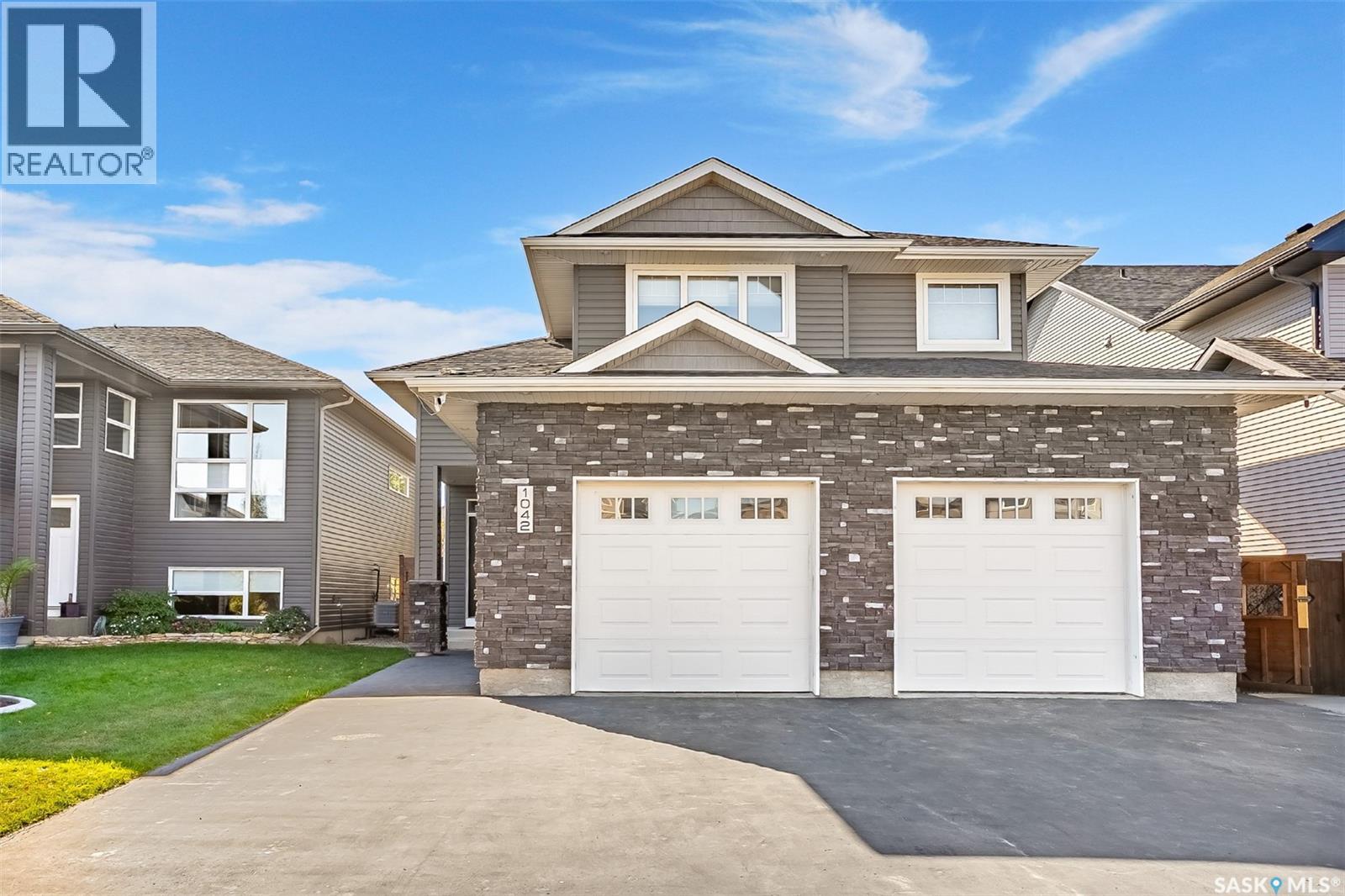 1042 Glacial Shores COMMON, Saskatoon, Saskatchewan