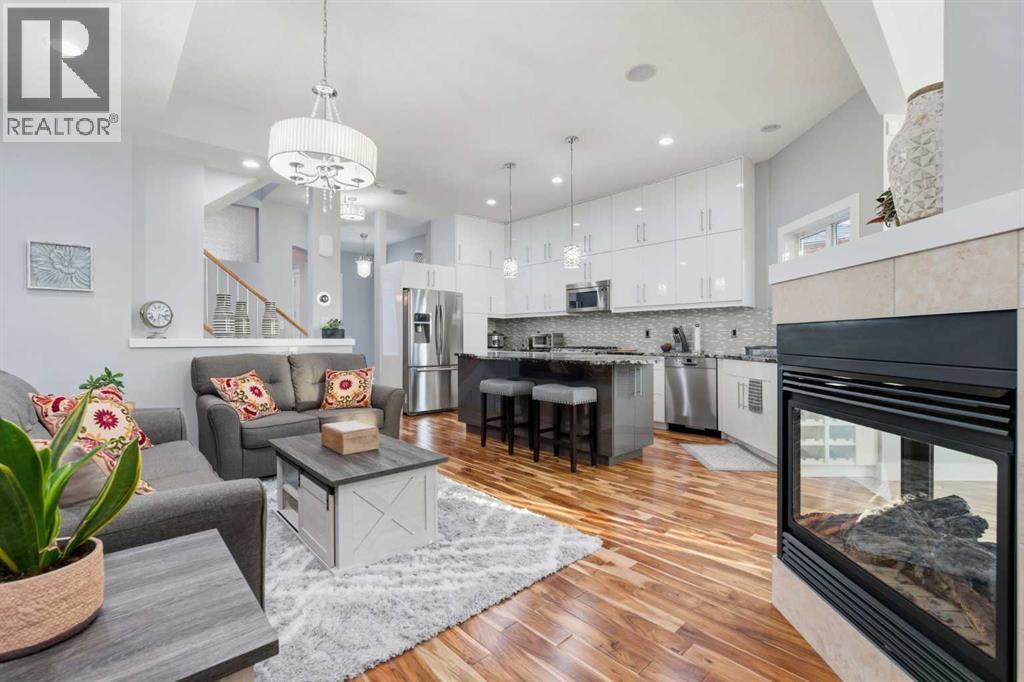 Single Family House for Sale in   Street NW Bowness Calgary 