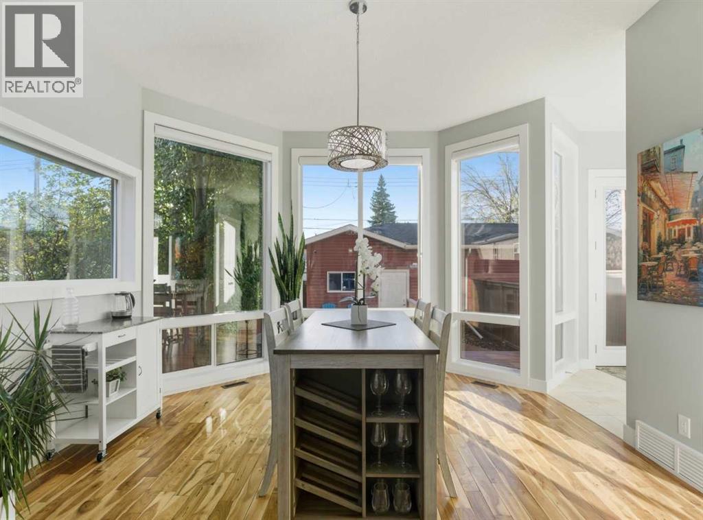 Single Family House for Sale in   Street NW Bowness Calgary 