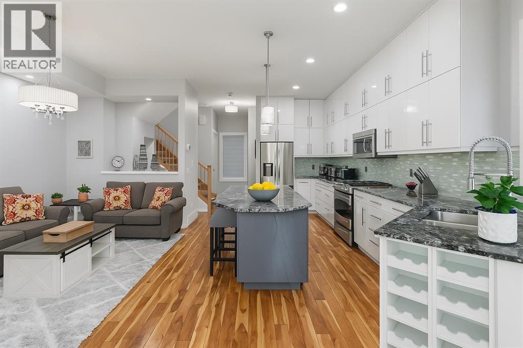 Single Family House for Sale in   Street NW Bowness Calgary 