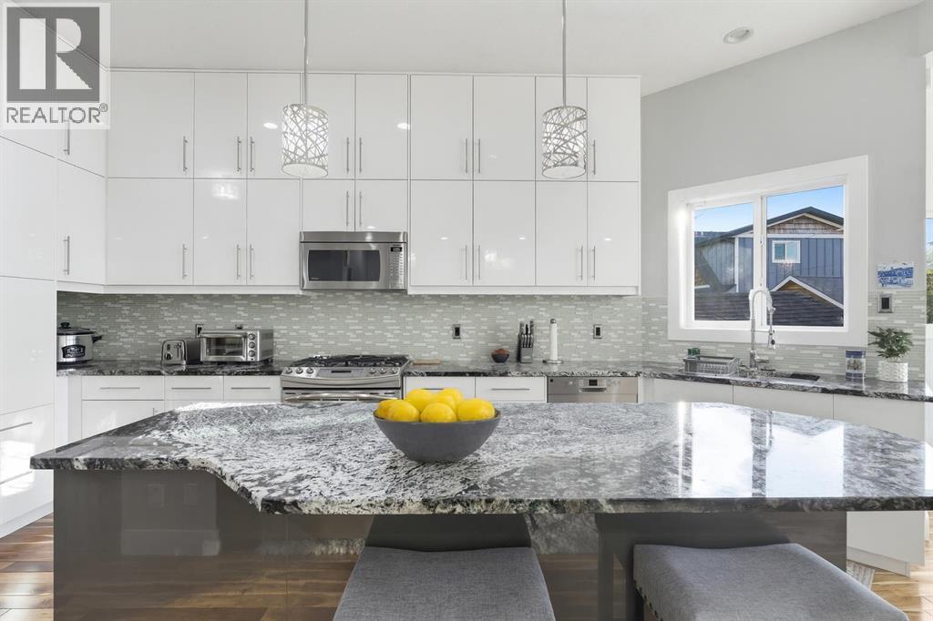 Single Family House for Sale in   Street NW Bowness Calgary 