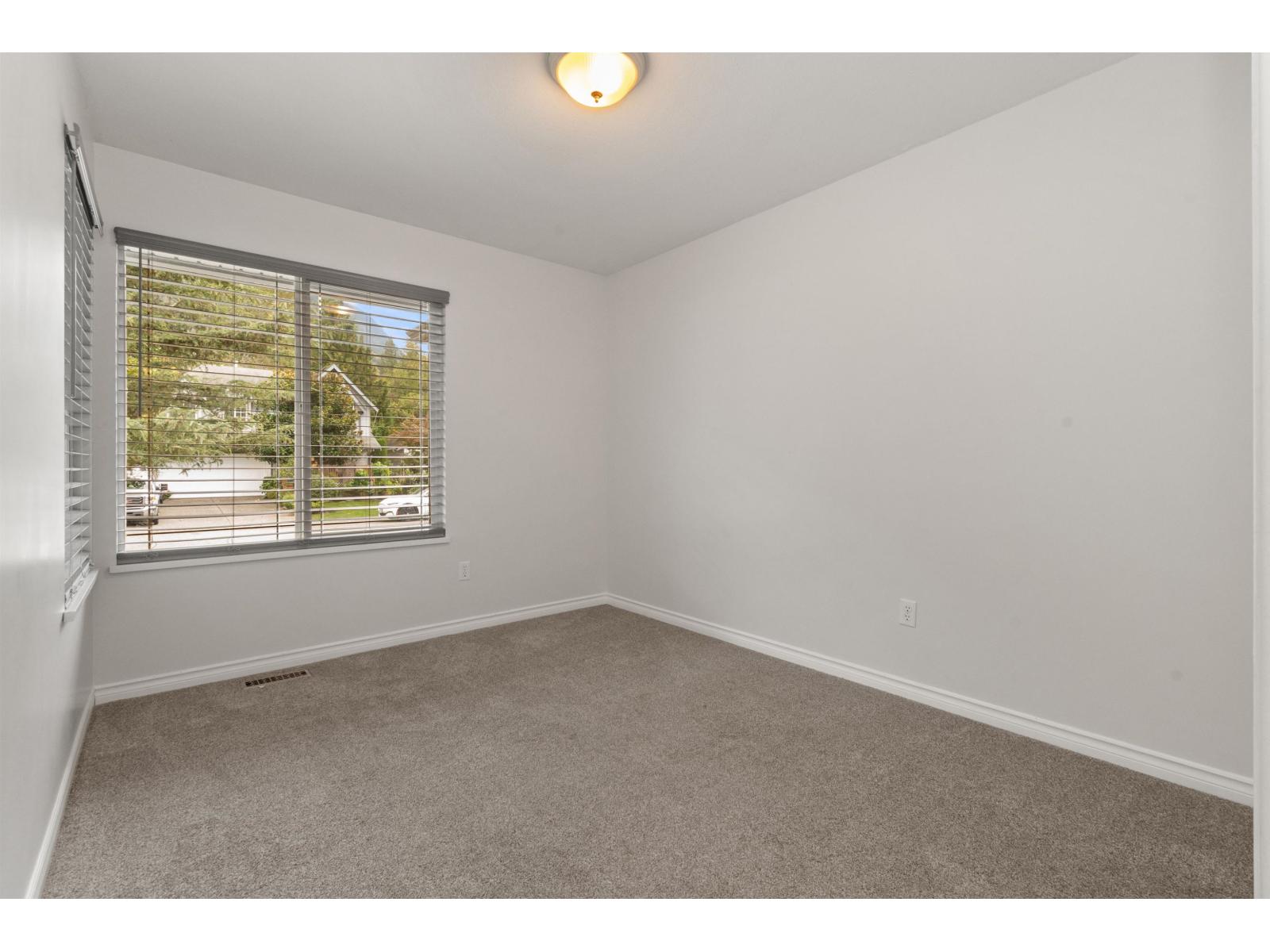 322 MIAMI RIVER DRIVE, Harrison Hot Springs, Harrison Hot Springs