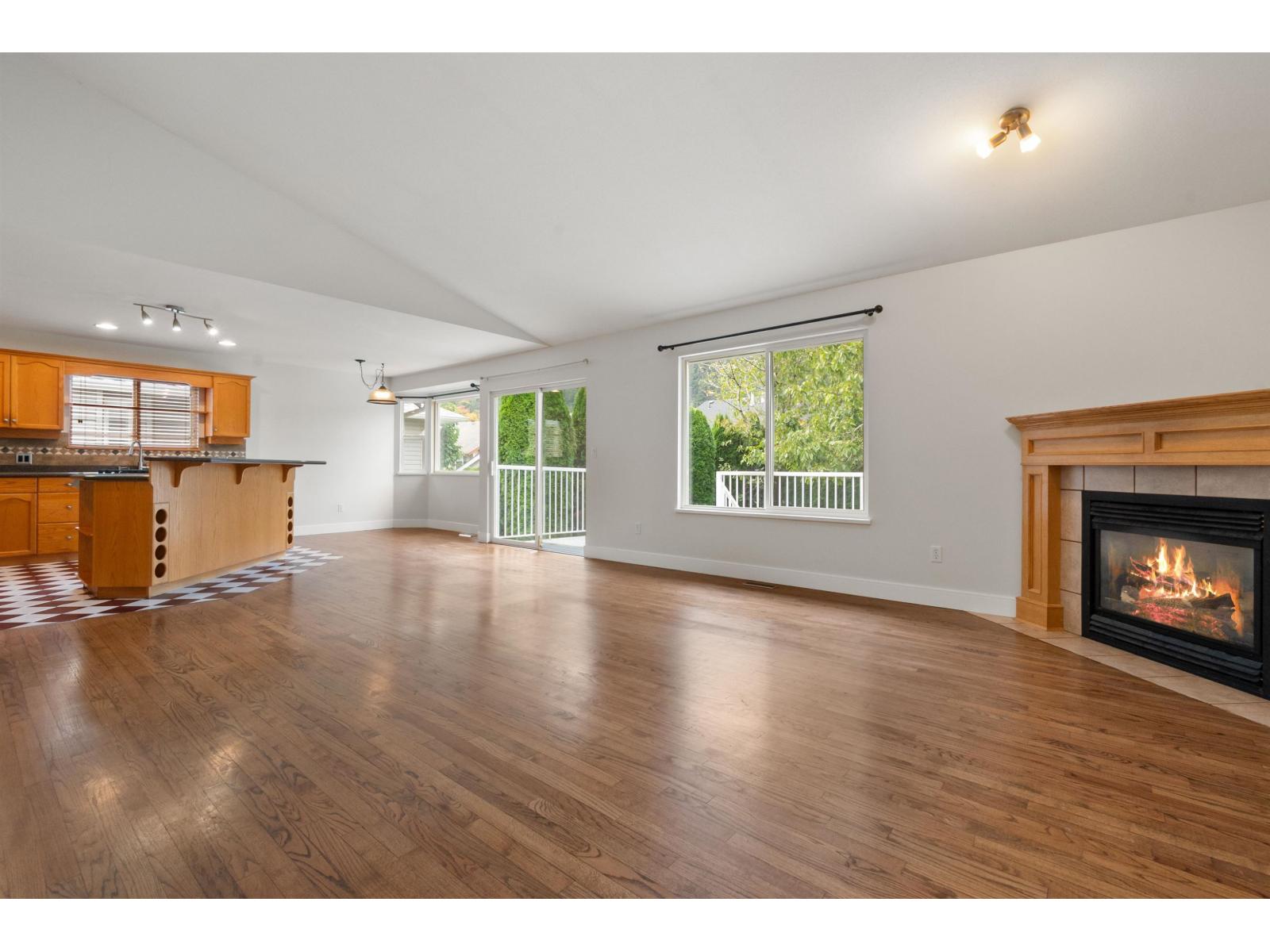 322 MIAMI RIVER DRIVE, Harrison Hot Springs, Harrison Hot Springs