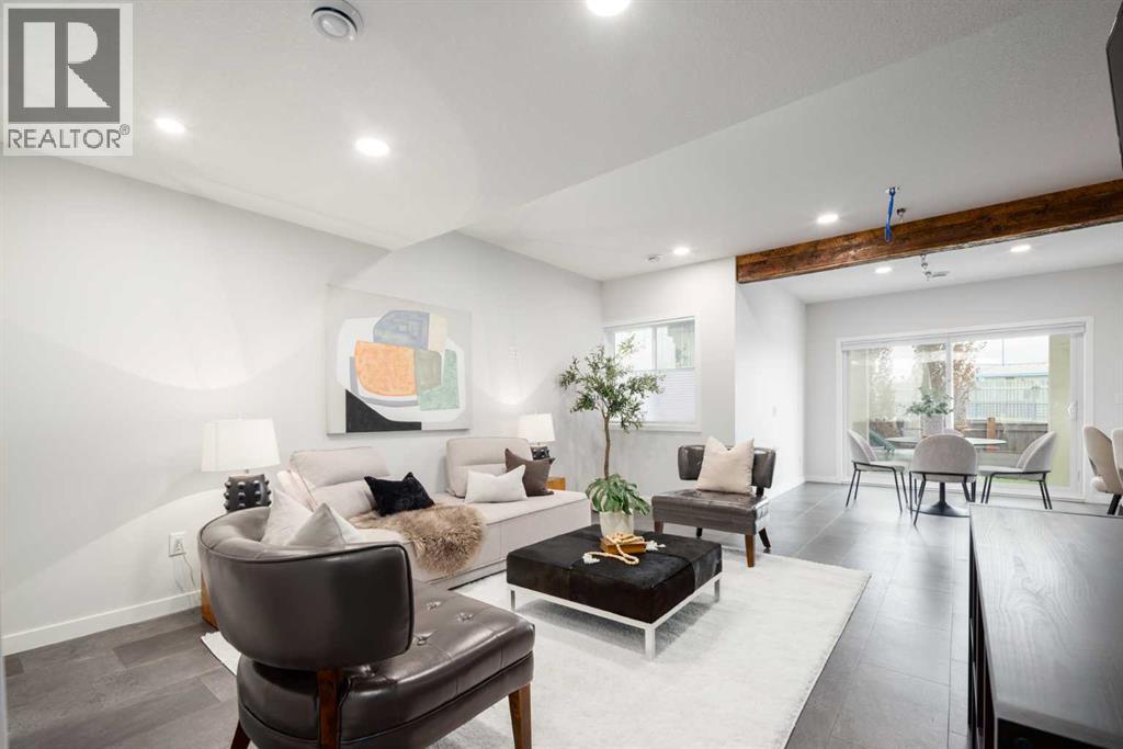 Single Family House for Sale in  Cougar Ridge Close SW Cougar Ridge Calgary 