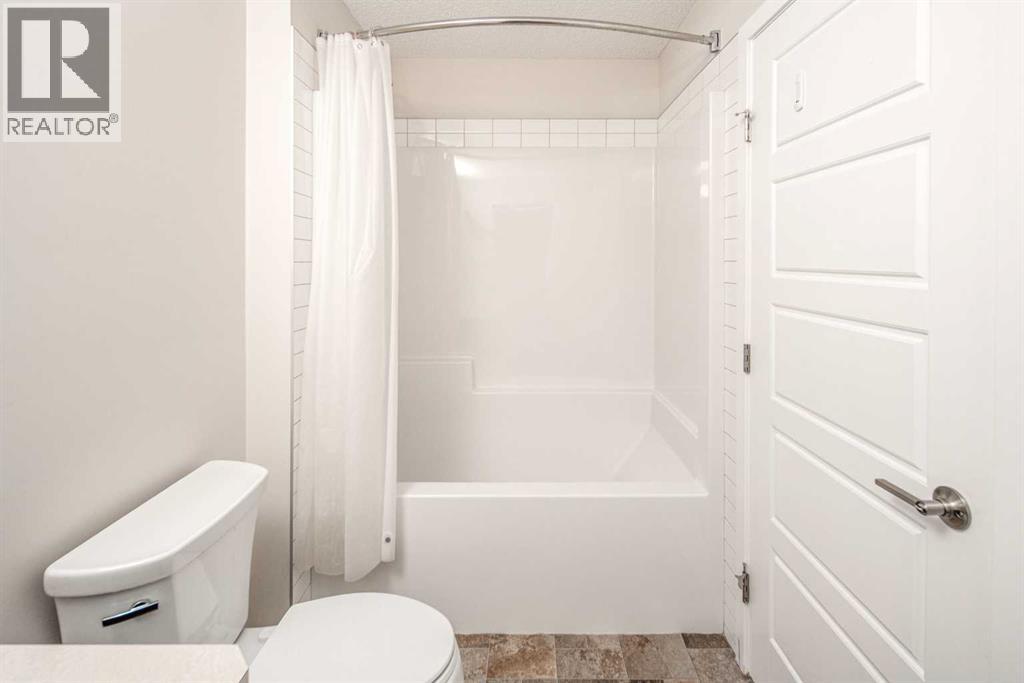 Single Family House for Sale in  Evanscrest Road NW Evanston Calgary 