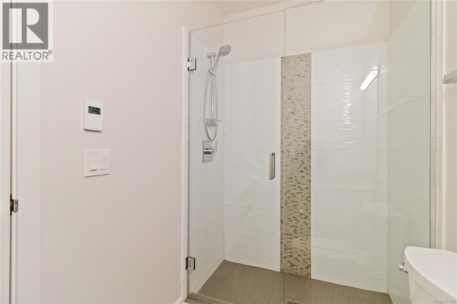 202 3111A Havenwood Lane, Colwood