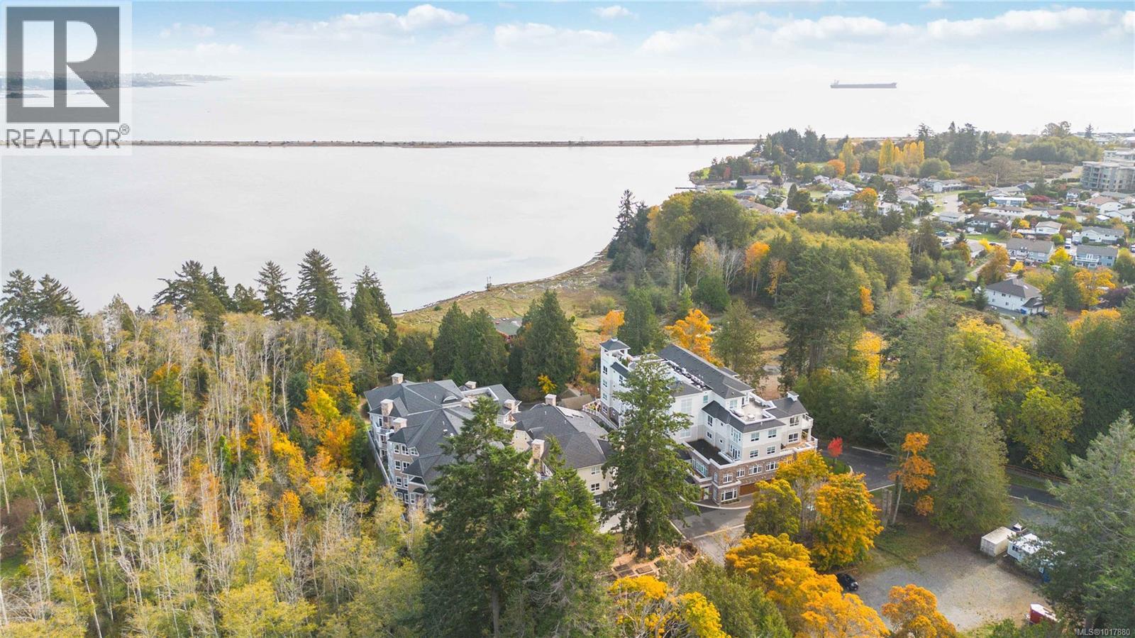 202 3111A Havenwood Lane, Colwood