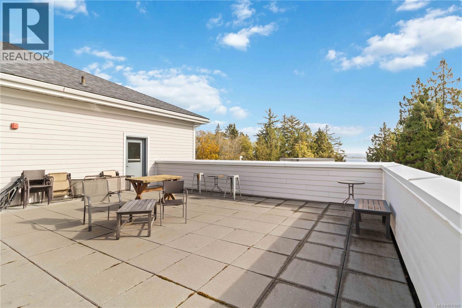 202 3111A Havenwood Lane, Colwood