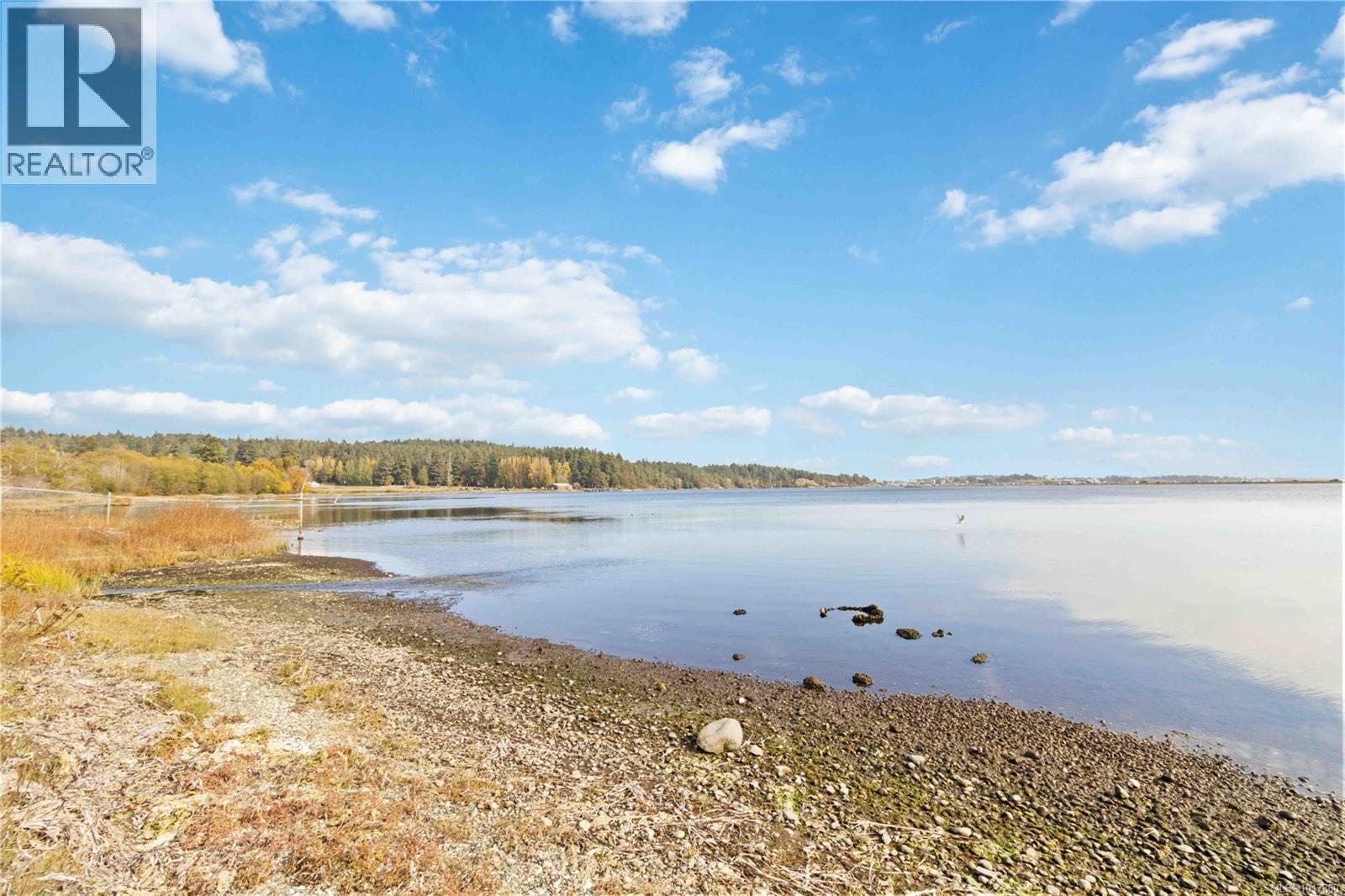 202 3111A Havenwood Lane, Colwood