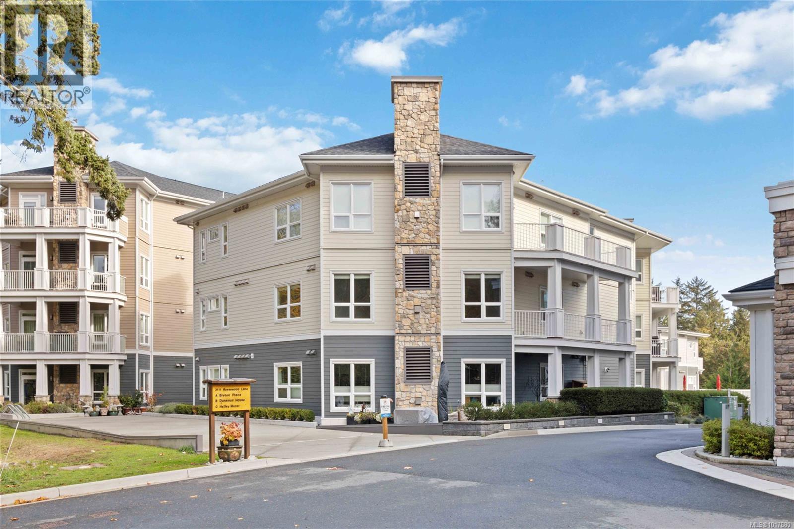 202 3111A Havenwood Lane, Colwood