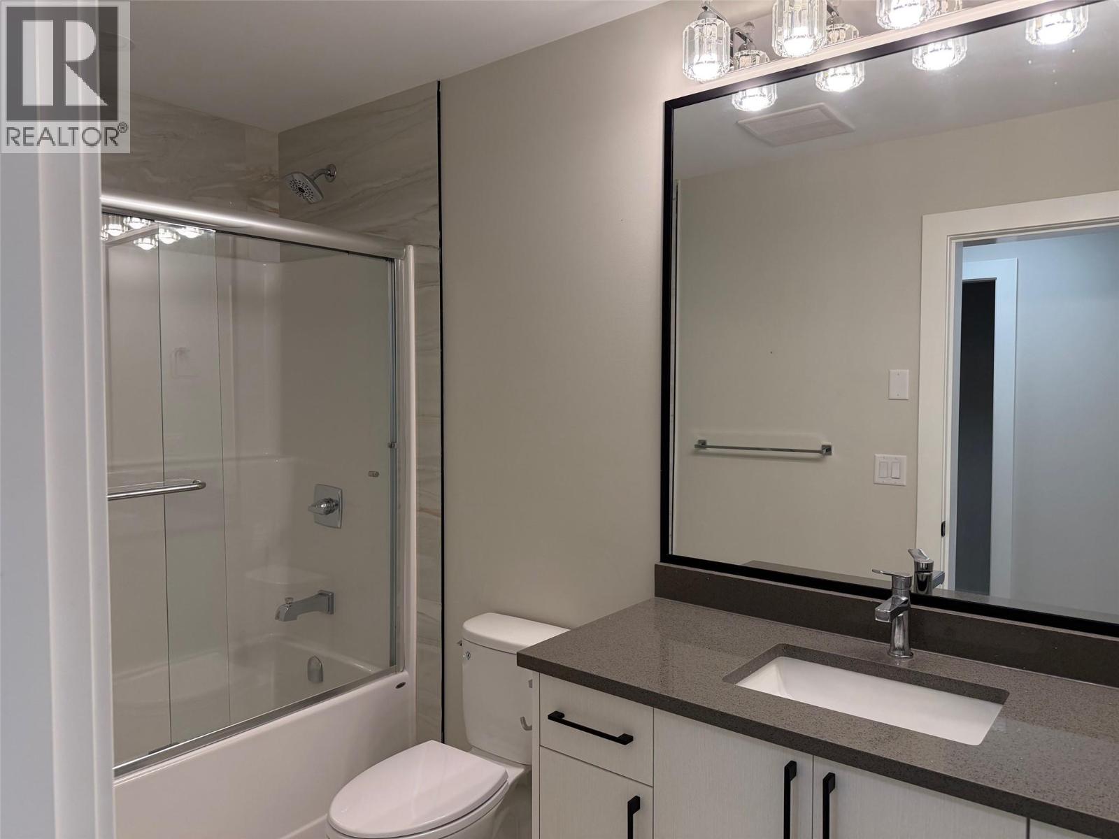  937 Royal Troon Lane, Kelowna