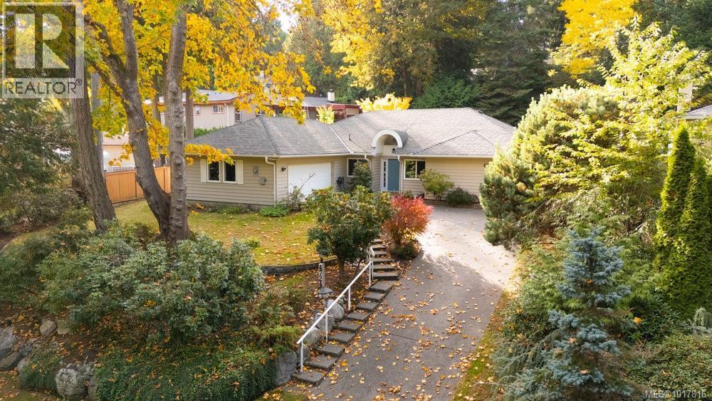  4724 Lochside Drive, Saanich