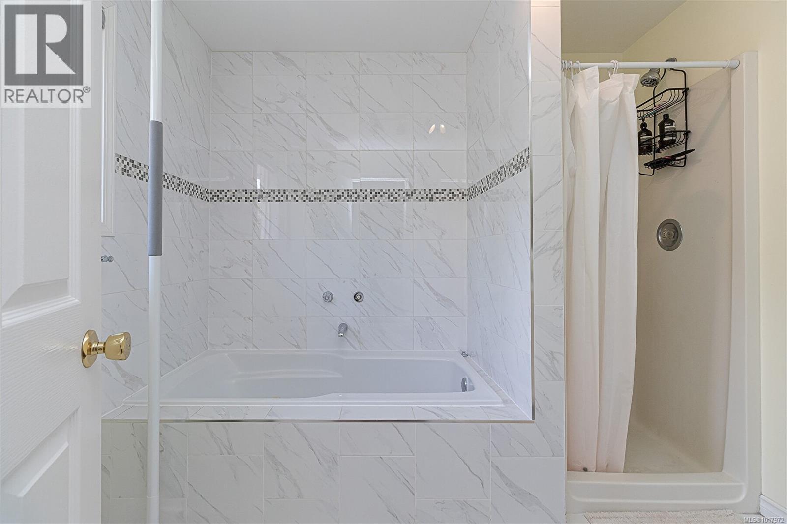 2619 Crystalview Drive, Langford